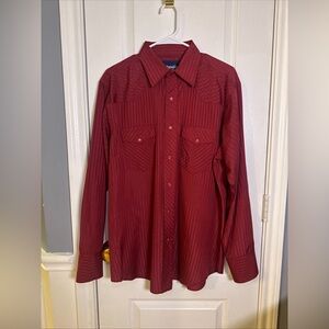 Wrangler Men’s Button Down Long‎ Sleeve Shirt Size Large Color Brick